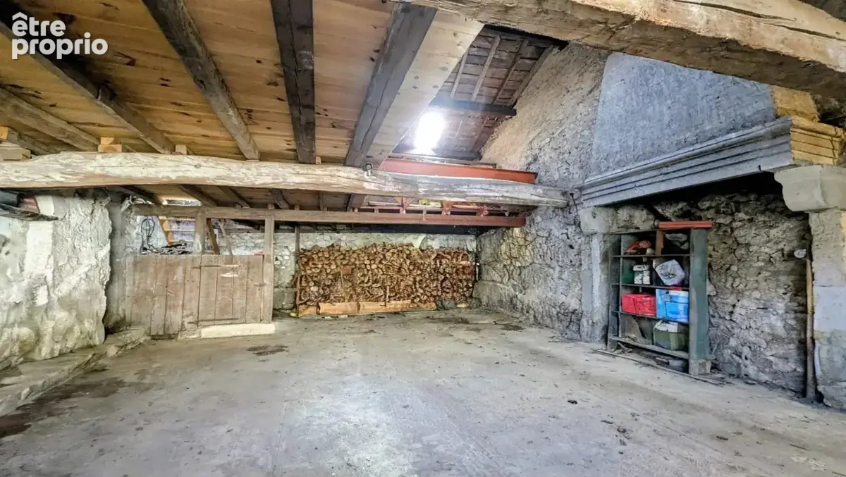 Maison de ville en pierre avec studio indépendant et grand garage  Portets - photo 12