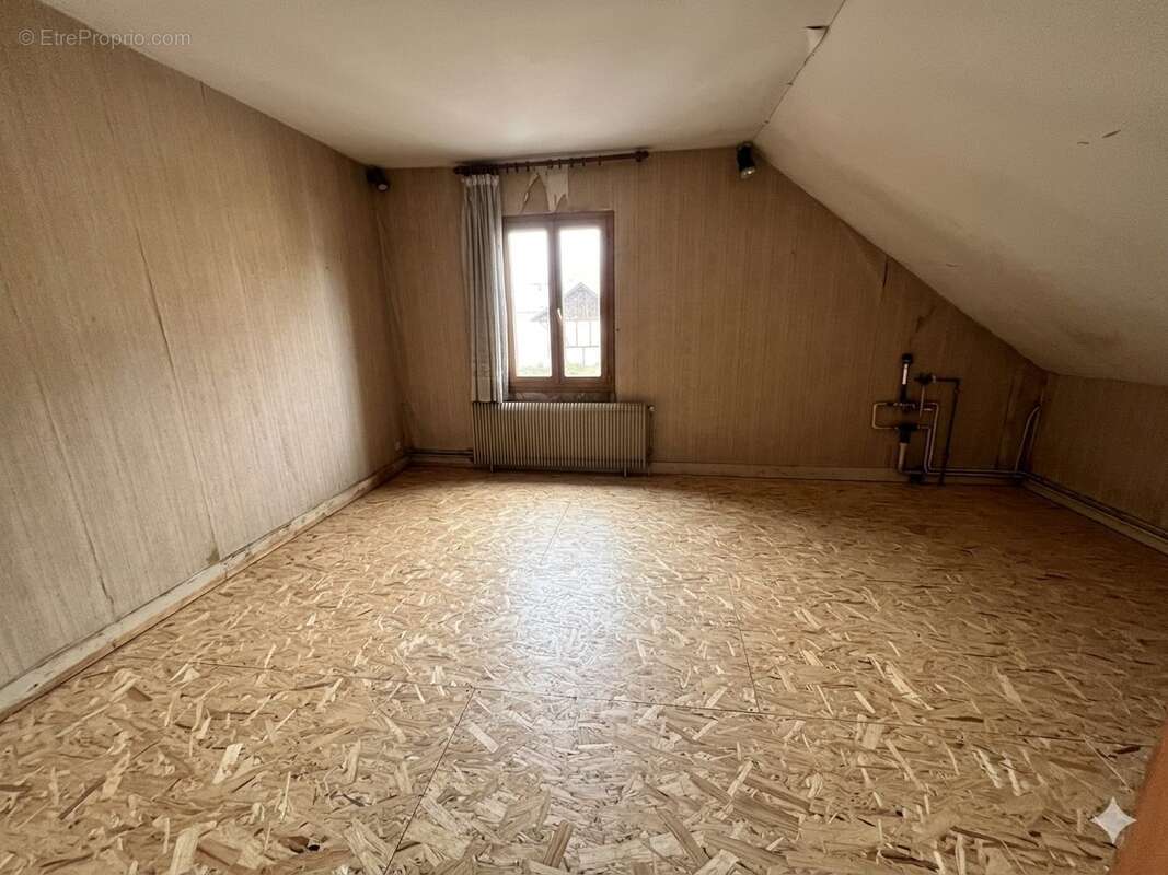 Appartement à CHATENOIS