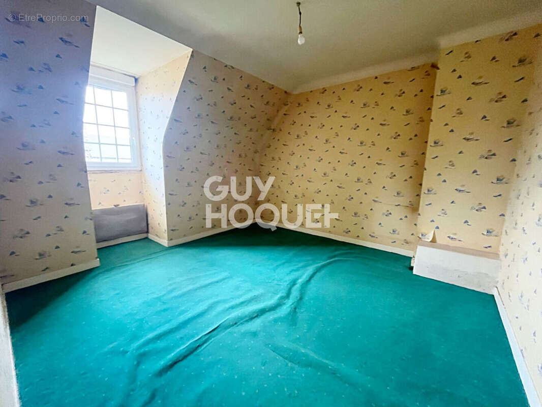 Maison à SAINT-JOUAN-DE-L&#039;ISLE