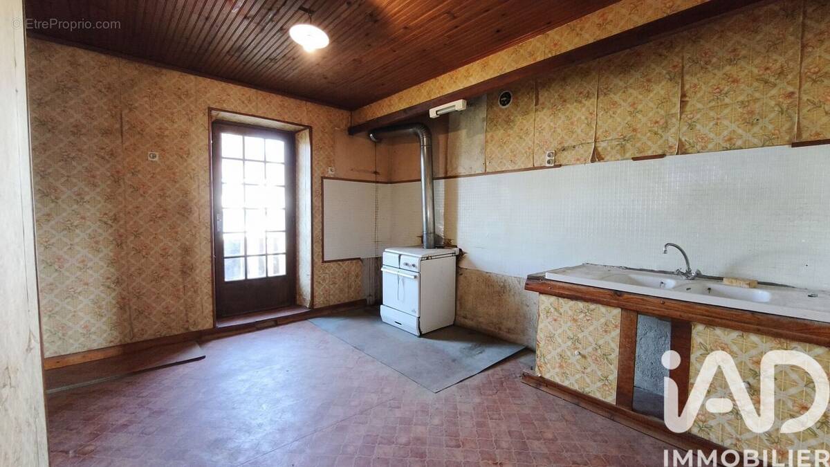 Photo 1 - Maison à SAINT-PIERRE-DU-CHAMP