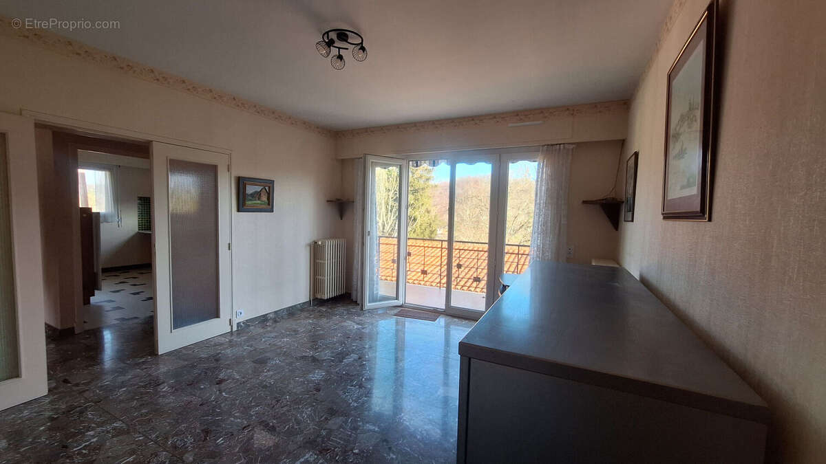 Maison à SALIES-DU-SALAT