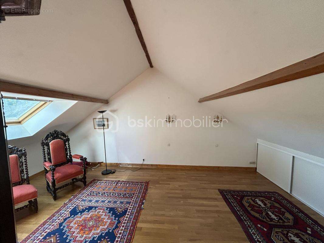 Maison à SAINT-PIERRE-DES-CORPS