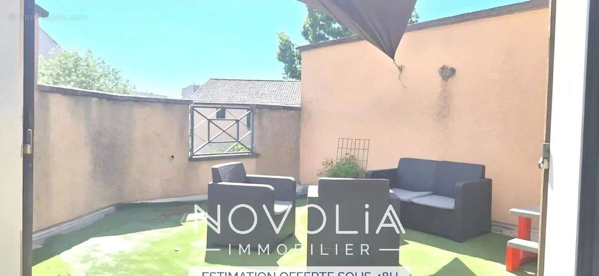 Maison à DECINES-CHARPIEU