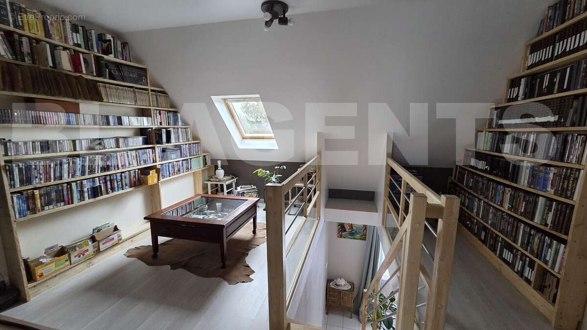 7 - Maison à COURLON-SUR-YONNE