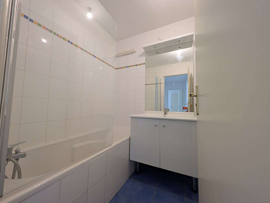 Appartement à SARTROUVILLE