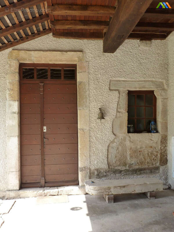 Maison 160 m² à Navarrenx  - photo 3