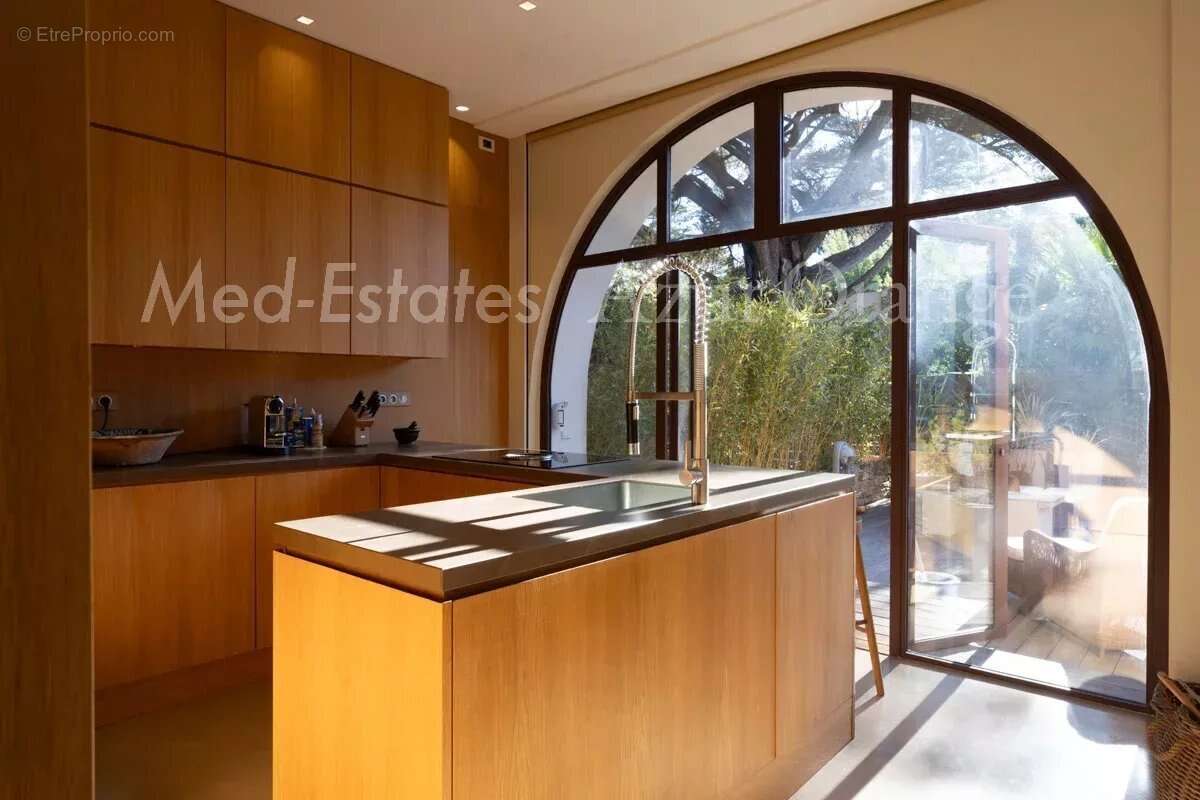 Appartement à GASSIN