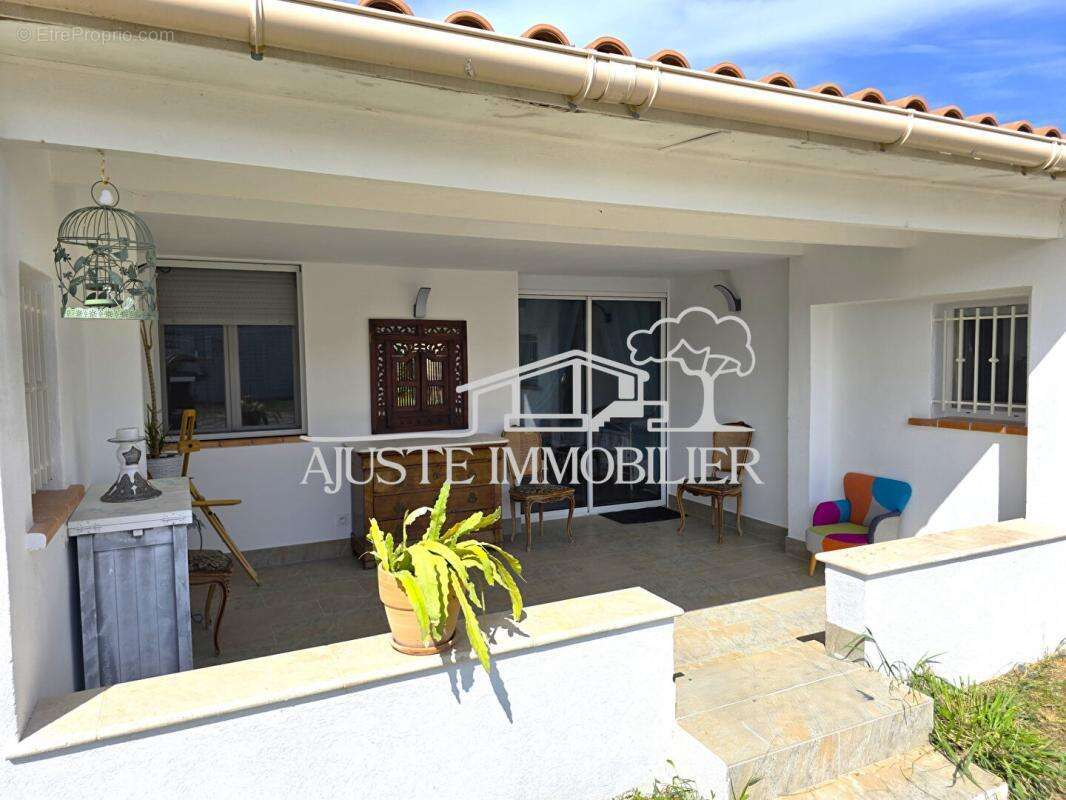 Maison à SAINT-VICTORET