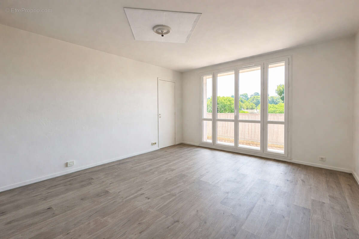 Appartement à MARSEILLE-13E