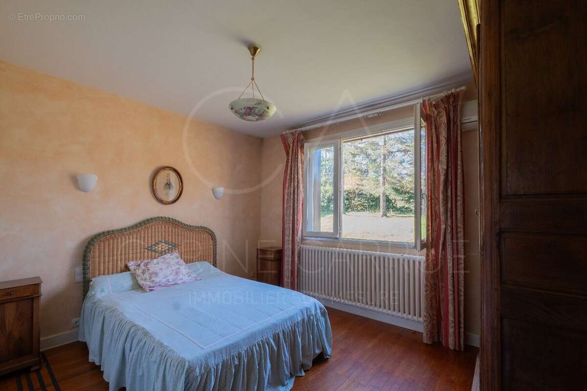 Maison à TASSIN-LA-DEMI-LUNE