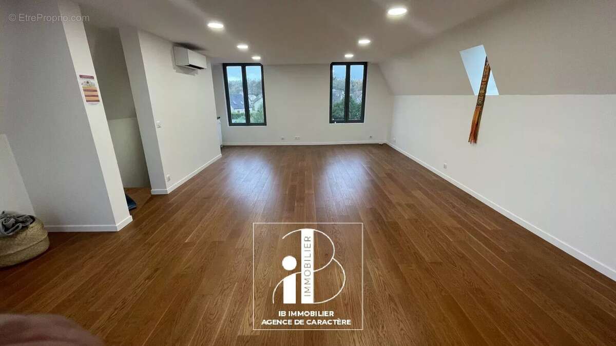 Appartement à FONTAINEBLEAU