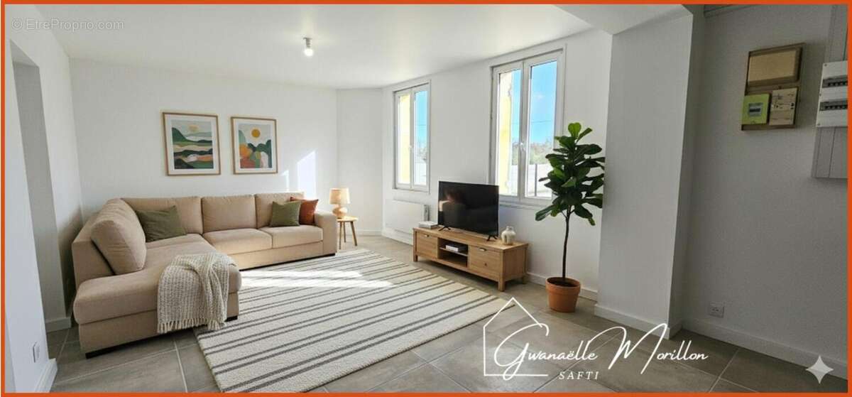 Photo 2 - Maison à MONTUSSAN