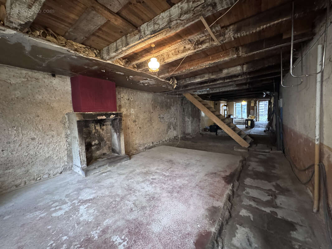 Appartement à LUXEUIL-LES-BAINS