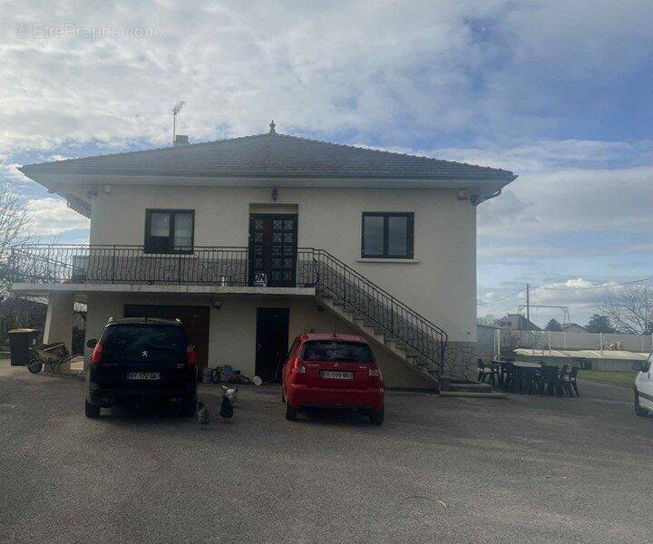 Maison à LES ABRETS