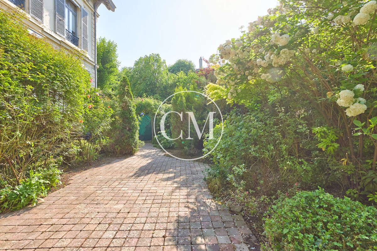 Appartement à VERSAILLES