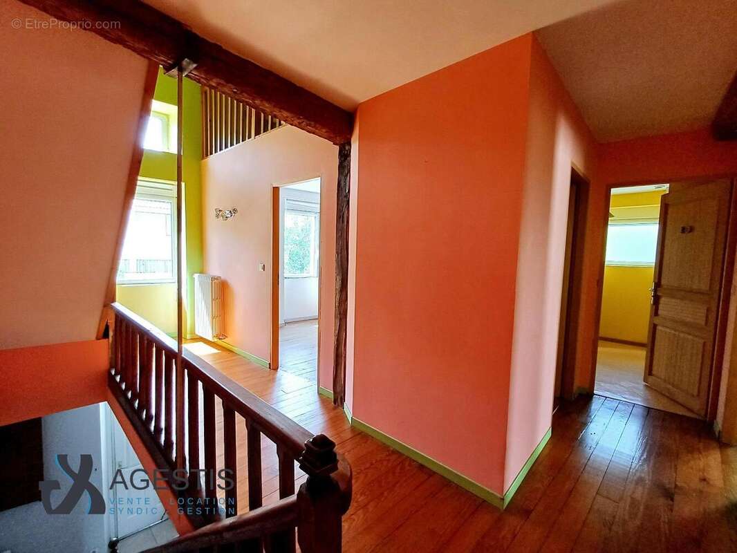   - Maison à DOURGNE
