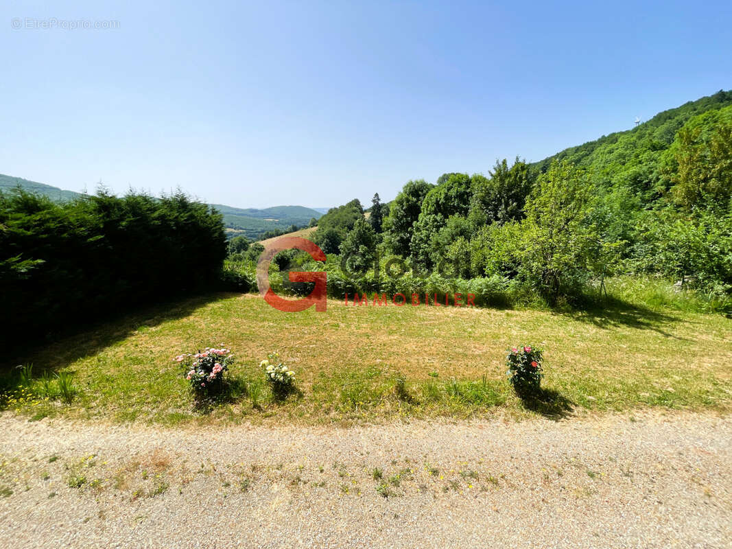 Maison à LACAUNE
