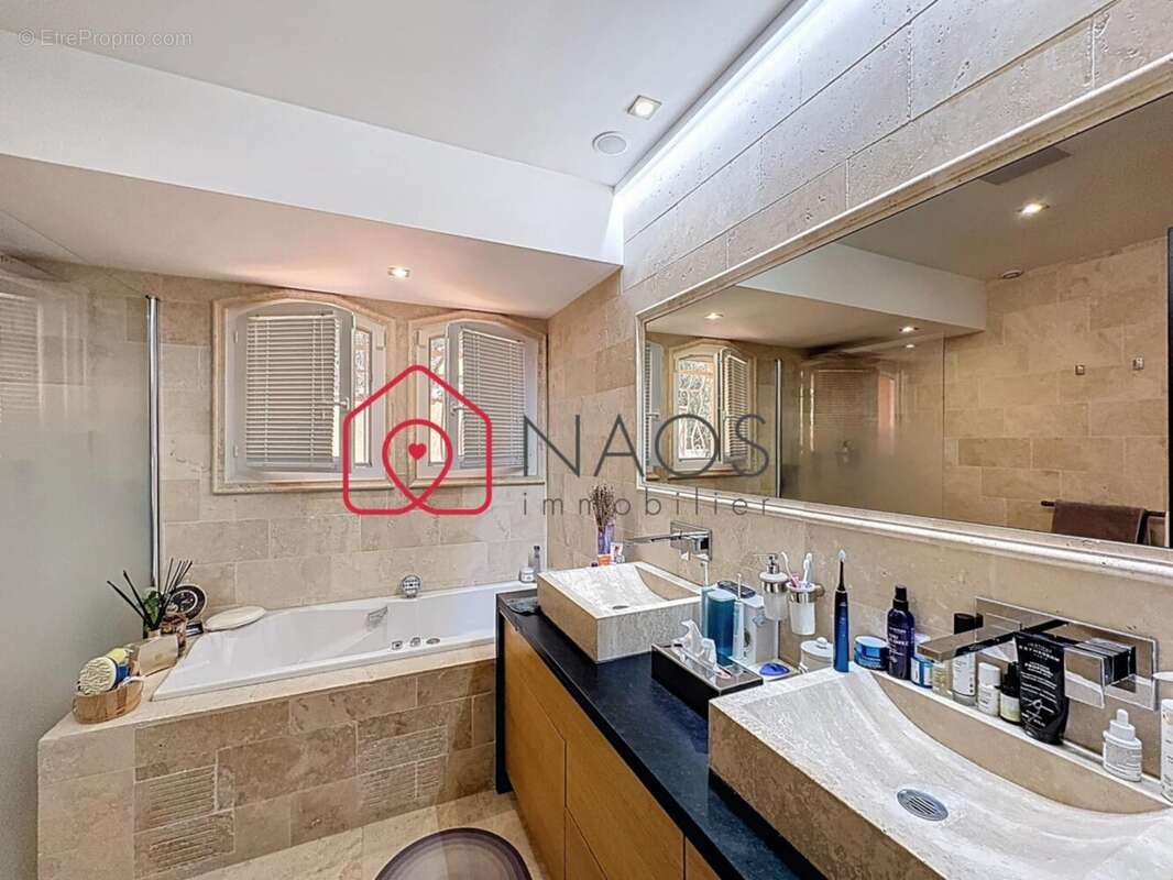 Maison à CAVALAIRE-SUR-MER