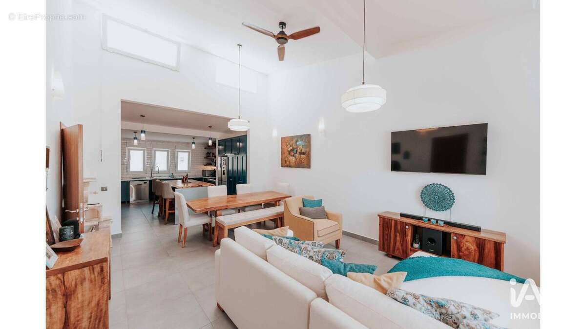 Photo 2 - Appartement à LEVALLOIS-PERRET