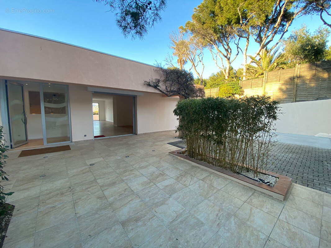 Maison à SANARY-SUR-MER