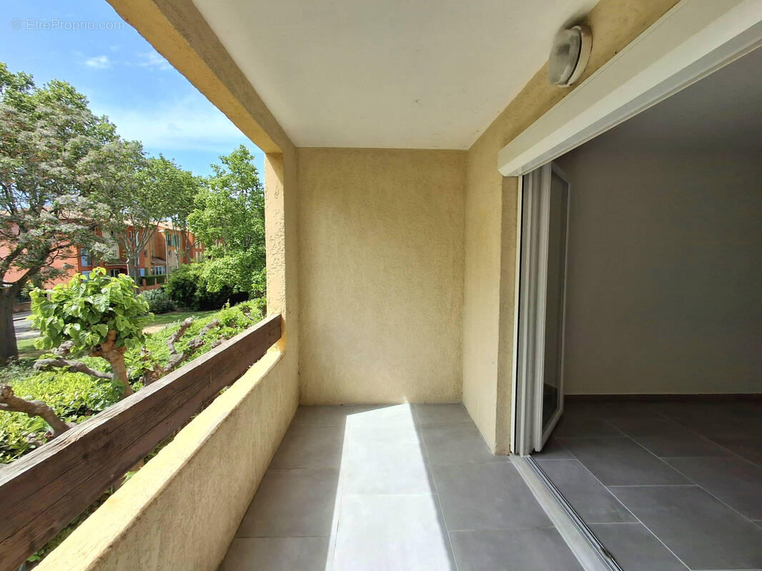Appartement à SAINT-CYR-SUR-MER