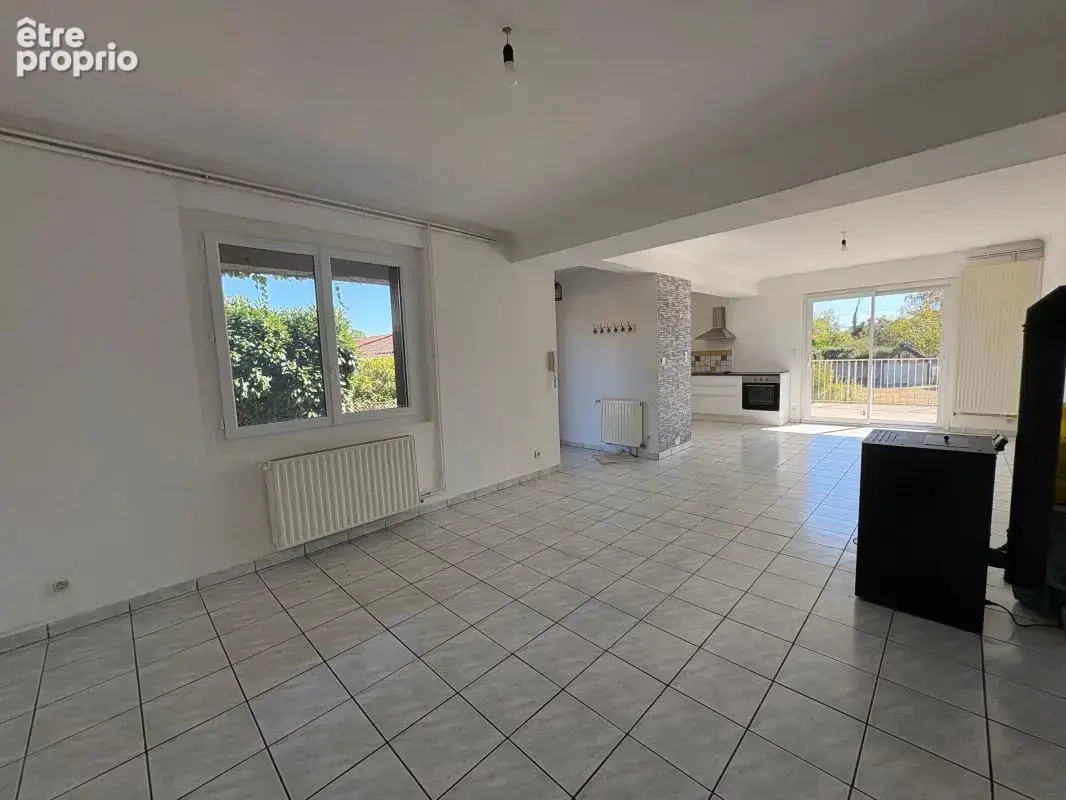 Maison 120 m² - 5 chambres - 837 m² de terrain - environnement calme - photo 2