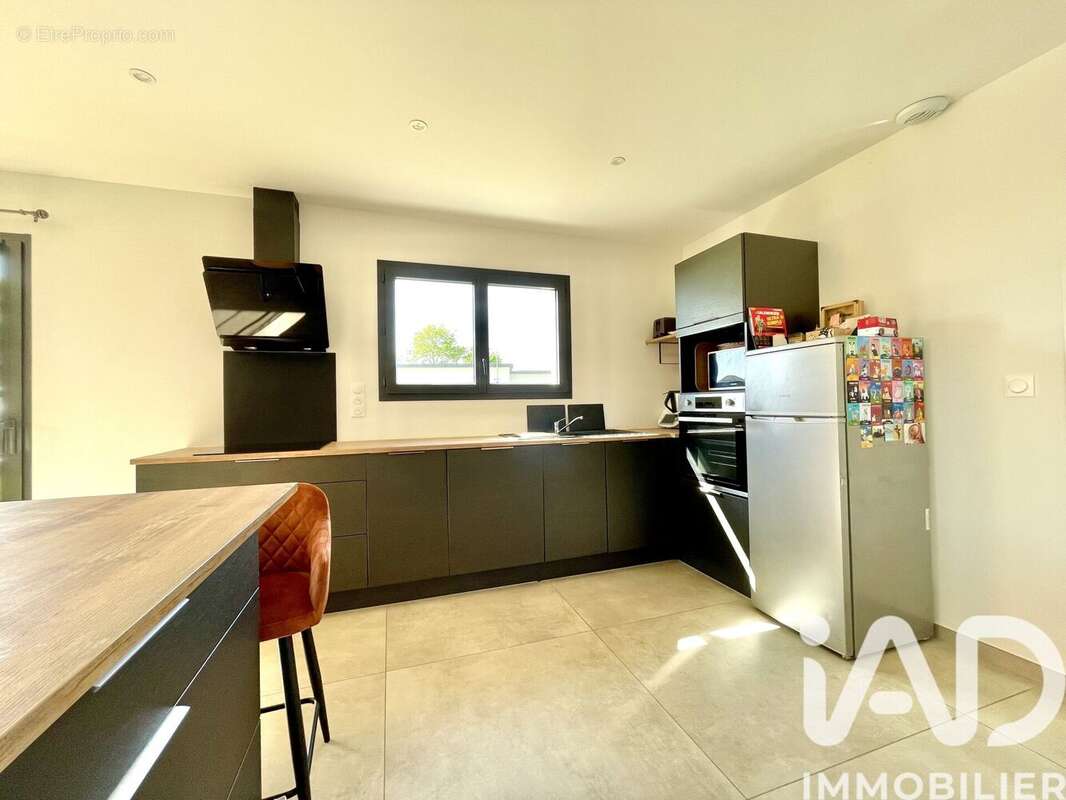 Maison 105 m² à Pledeliac  - photo 7