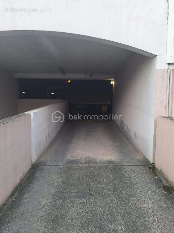 Place de parking en sous-sol résidence Les Moutiers - photo 2