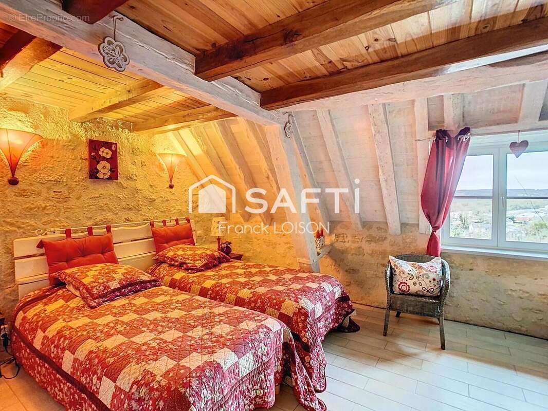 Photo 9 - Maison à CHINON