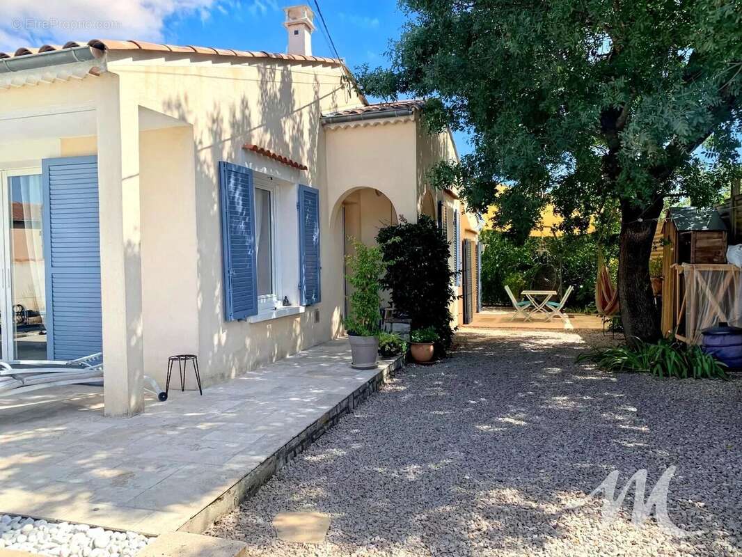 Maison à SAINT-MAXIMIN-LA-SAINTE-BAUME