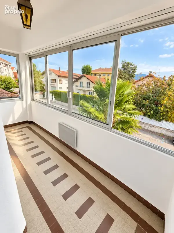 Exclusivité   ville-la-grand   appartement de 87 m2 avec cachet, garage et extérieur - photo 2