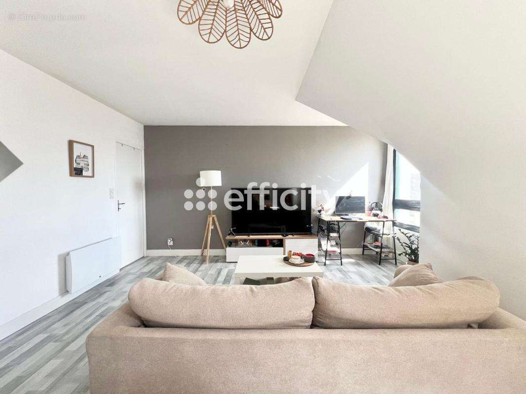 Appartement à LE RHEU