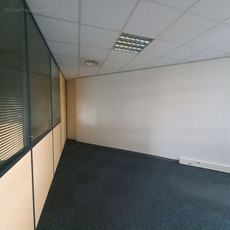 Commerce à AIX-EN-PROVENCE