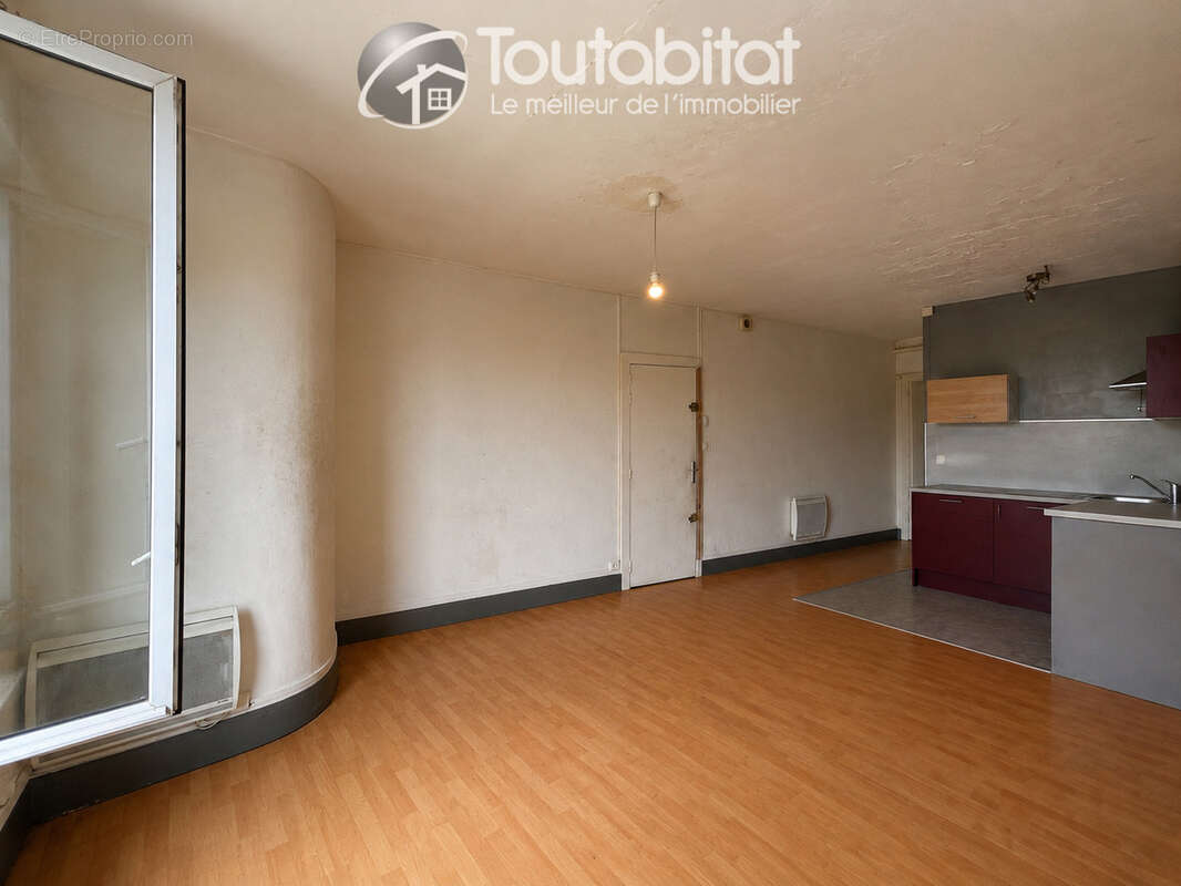 Appartement à CHARLEVILLE-MEZIERES
