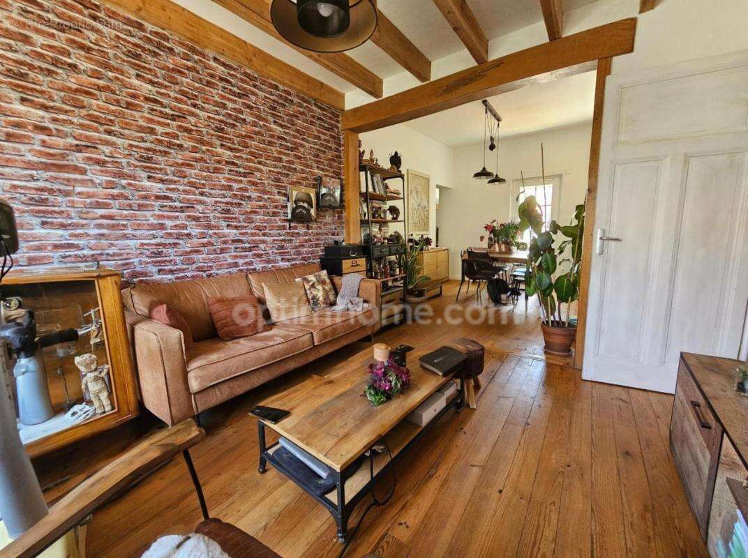 Charmante maison de plain-pied 90 m² deux chambres et un bureau –au Calme, très bon état et sans vis-à-vis ! ANGOULEME (16) - photo 3
