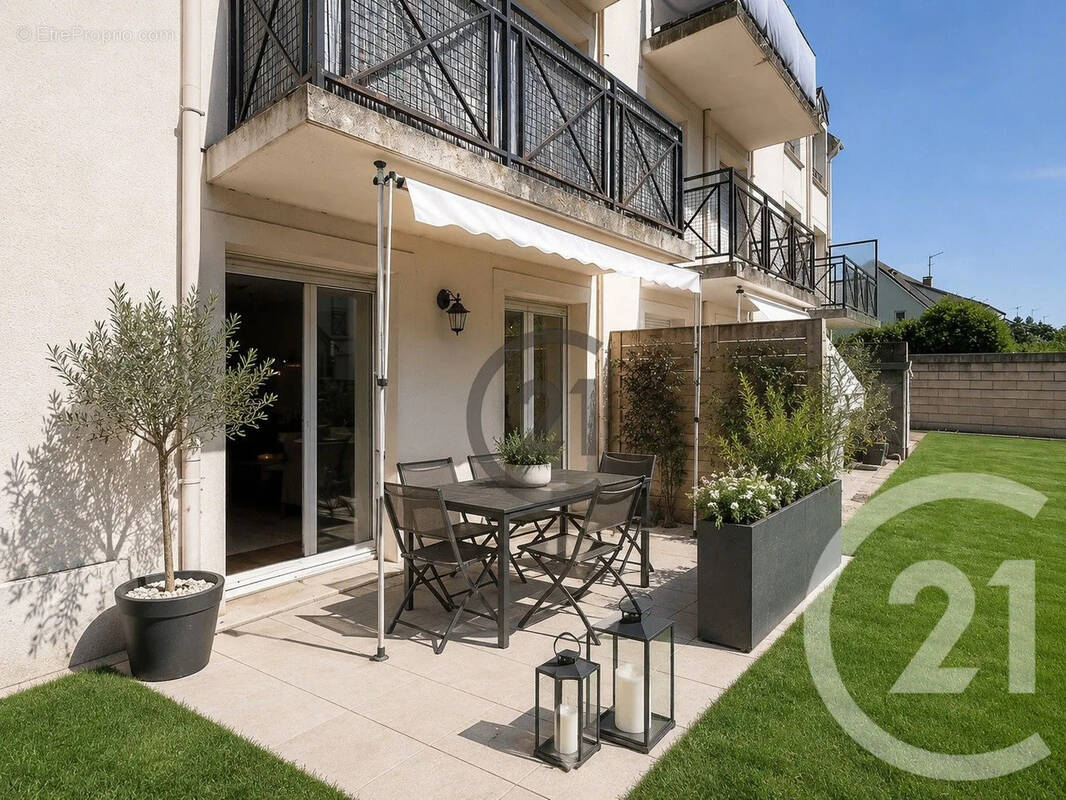 Appartement à BRIE-COMTE-ROBERT