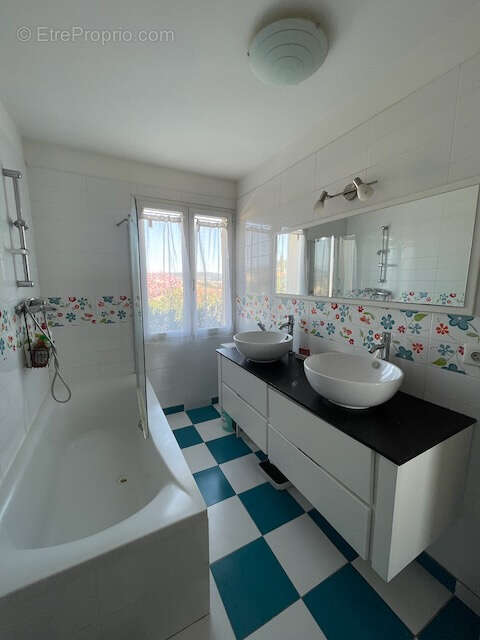 Maison à VILLENEUVE