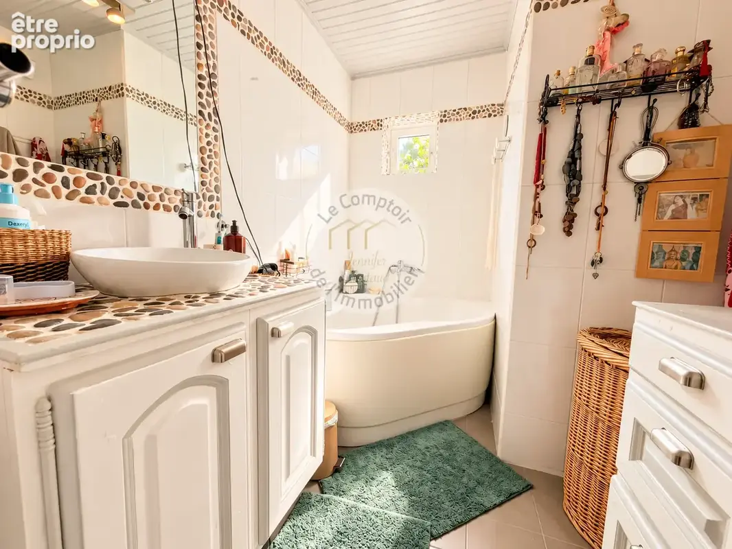 La panouse : bien atypique, esprit maison, avec terrasse et jardin privatif - photo 12