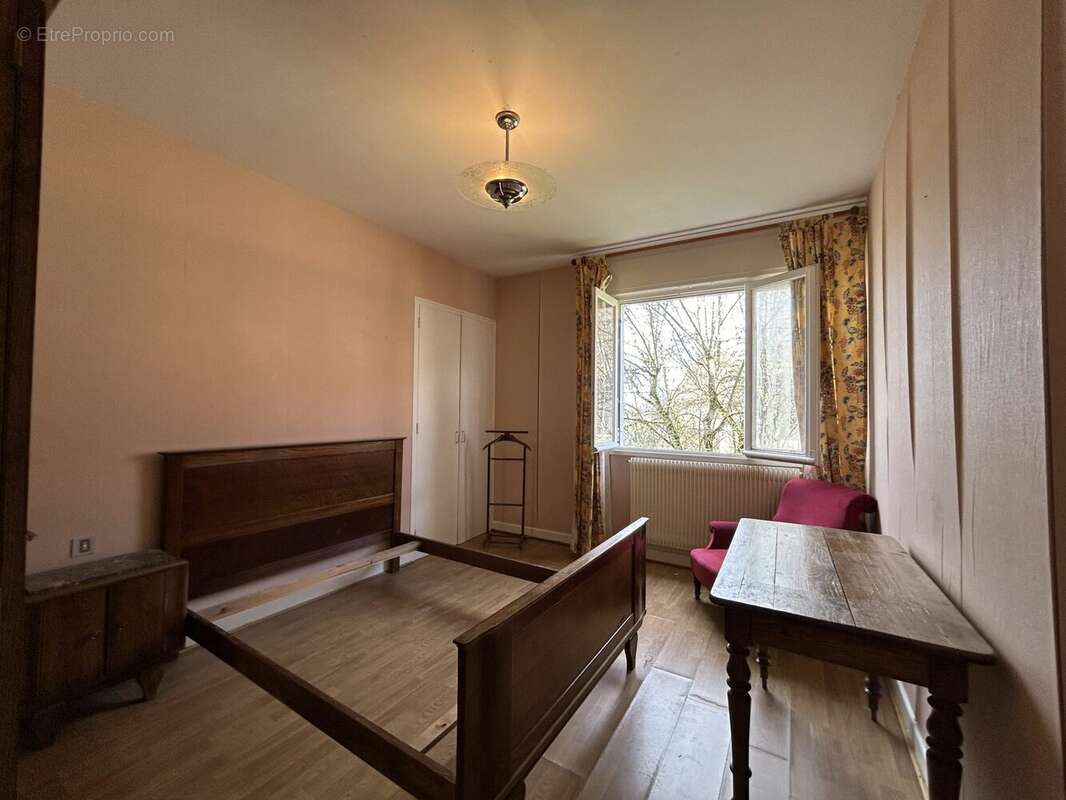 Maison 182 m² à Sombacour  - photo 6