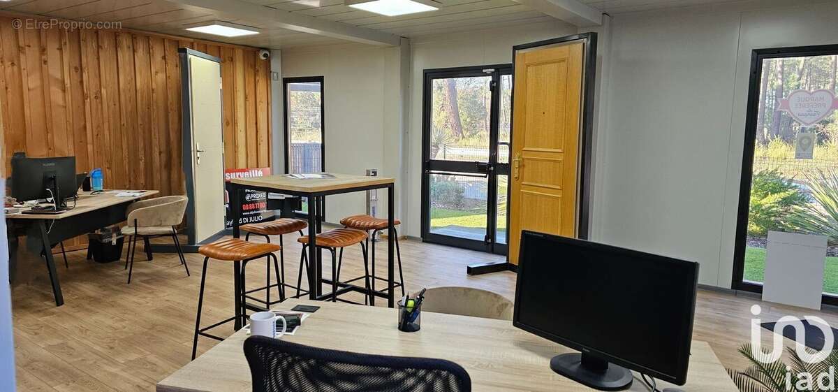 Photo 3 - Commerce à GUJAN-MESTRAS