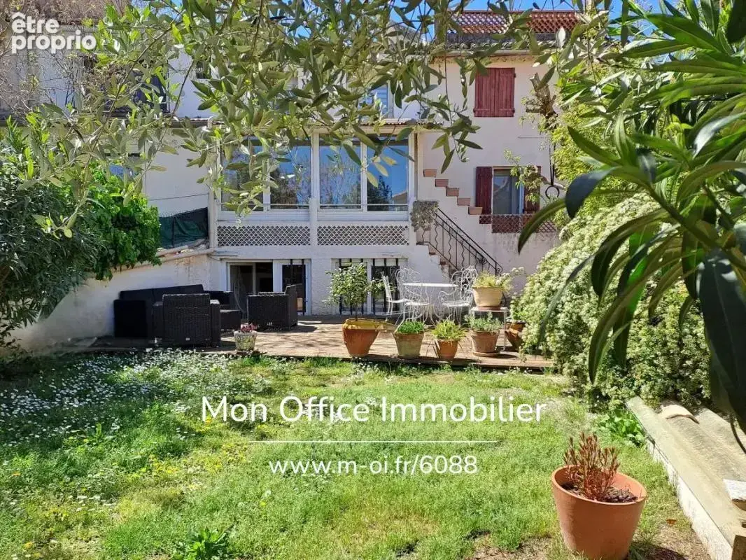 Référence : 6088-VCL - Maison centre ville - Au calme, jardin et garage - 13 330 PELISSANNE - photo 4