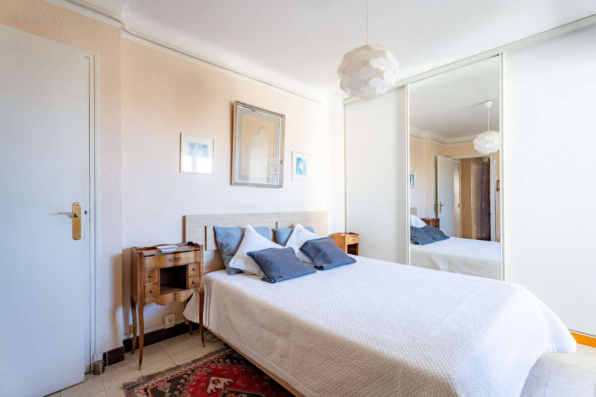 Appartement à MARSEILLE-7E