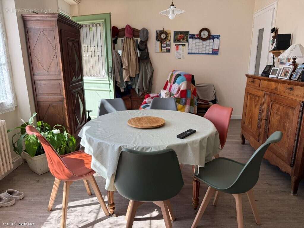 Maison à CIVRAY