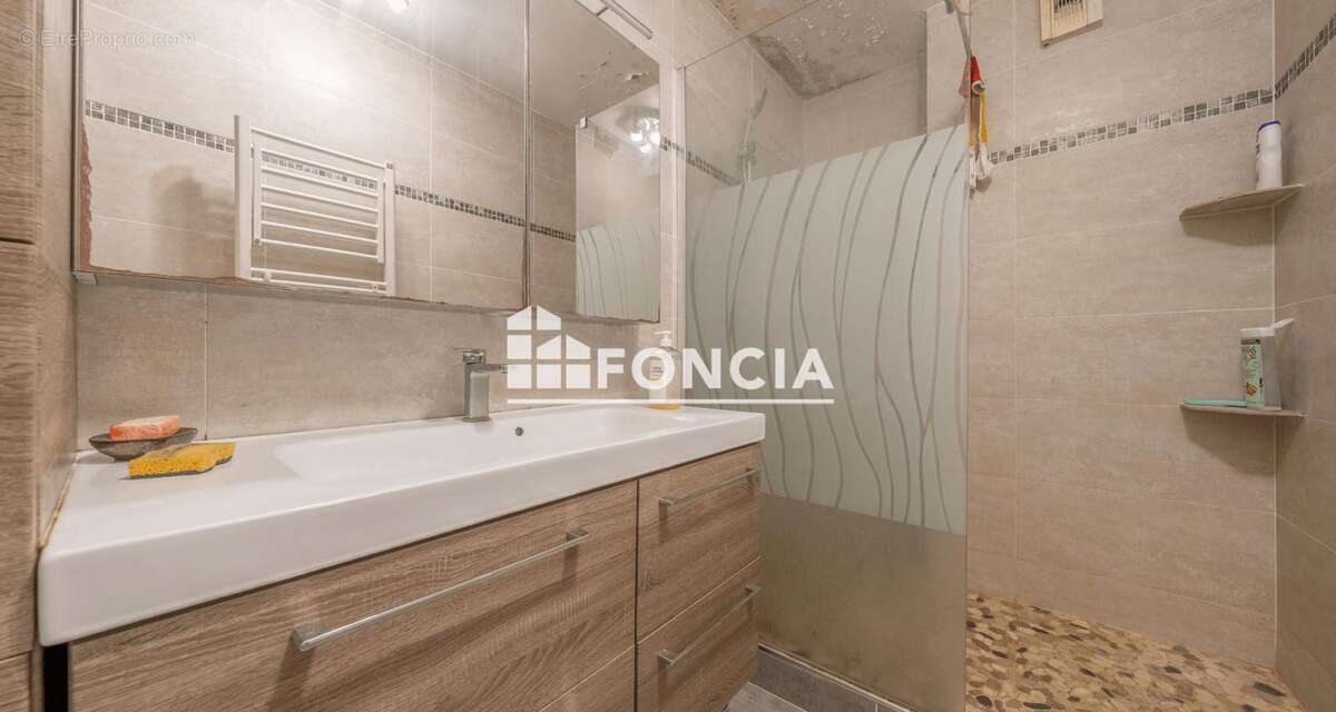 Appartement à VILLENAVE-D'ORNON