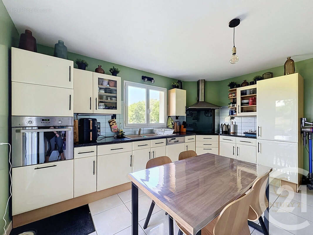 Appartement à VERNAISON