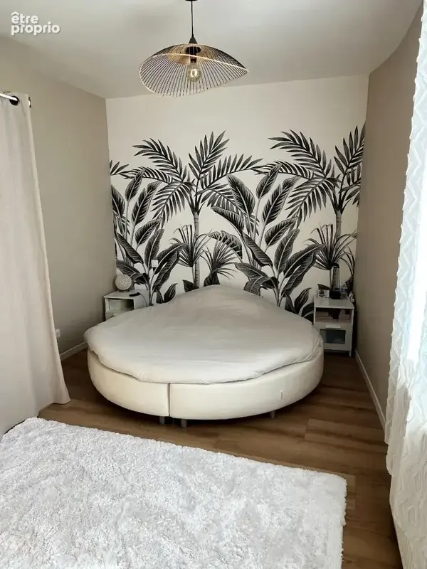 À VENDRE T4 de charme entièrement rénové, avec terrasse privative et entrée indépendante - photo 4