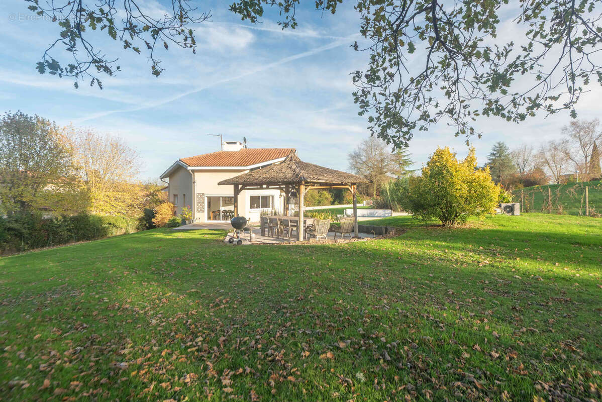Maison à CARIGNAN-DE-BORDEAUX