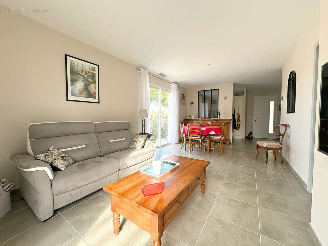 Maison à SAINT-CYPRIEN