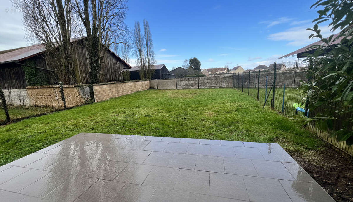 Maison à NOGENT-LE-PHAYE