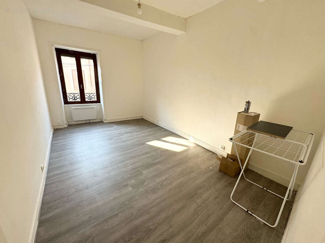 Maison à LE PEAGE-DE-ROUSSILLON